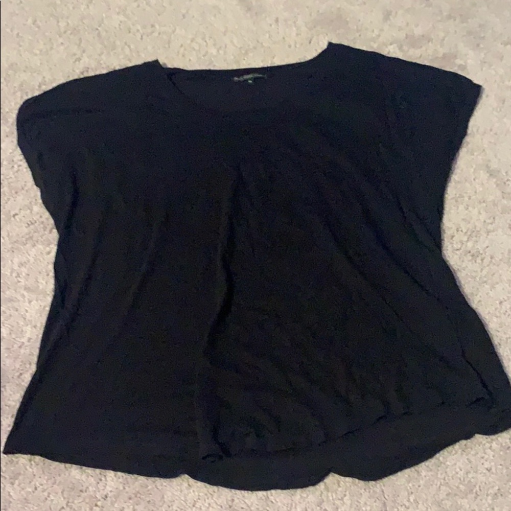Women’s black t shirt from urban outfitters